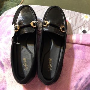 Black and Gold flats
